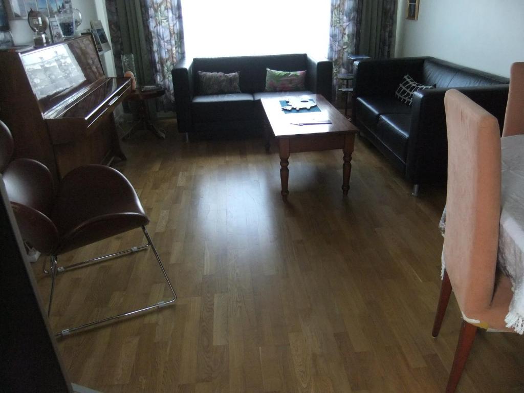 Akra Guesthouse room 6